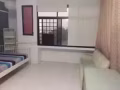 馬里士他黃埔巴薩裡面老式公寓有多間單間出租，可以住夫妻：一個房間住倆人：包水電網