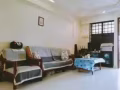 近Jurong East地鐵站， 大牌102 大主人房招女搭房啦！！！