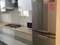 油池地鐵站，走路5分鐘，大牌692，高樓通風好