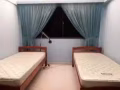 步行到Khatib 地鐵站。大牌867 Yishun St 81。
