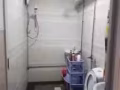 牛车水地铁站楼上，珍珠坊，干净普通房出租，包水电网，随时入住，整套房子只住4