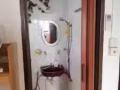 近文庆地铁站附近，附近有巴士站， 房子干净卫生，包括空调，热水器，洗衣机，冰箱