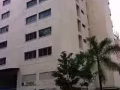 近巴耶利巴地铁,公寓普通房(学生环境)租金价格$1000包水电网络,无屋主/中介