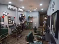 頂出理髮店