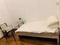 【烏節路 百麗宮五分鐘 洋房頂層 招租】