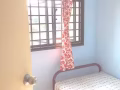小房间出租，靠近大巴窑和布莱德地铁站