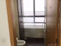兀里地鐵站附近 主人房帶浴缸 飄窗 可住兩人 有泳池健身房 帶保潔 無中介費