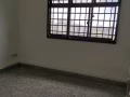 一个男搭房，裕廊西4道