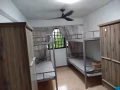 随时入住，大普通房2人住找一女搭房，宽敞整洁，可报本屋地址