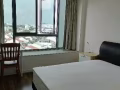 靠近 ClementiMRT公寓主人房出租1个人$1600  公寓有shuttle bus 到地铁站  走路到MRT10